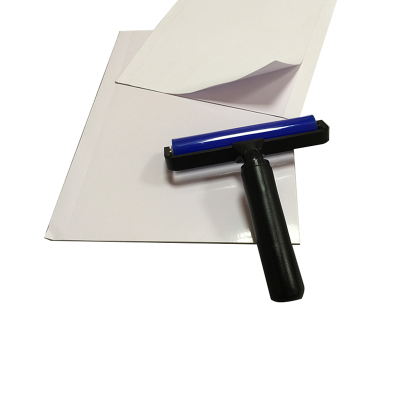 DCR jastučić bijela pozadina