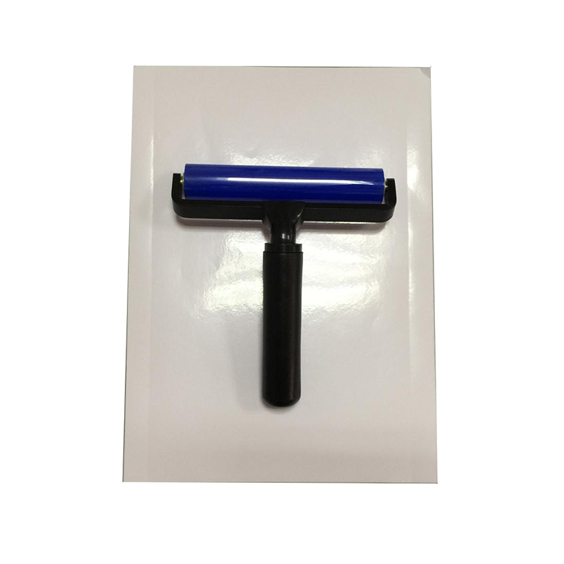 DCR jastučić bijela pozadina